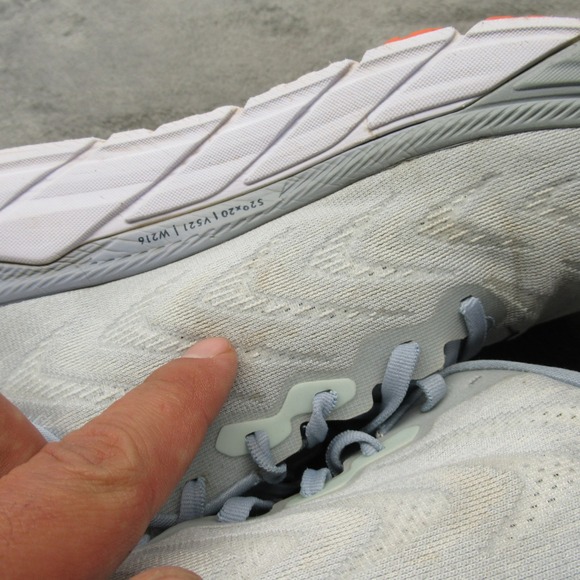 Hoka‎ Womens Shoes 10 B Gray Arahi 6 Lightweight Cushioned Athletic Running - Picture 12 of 16